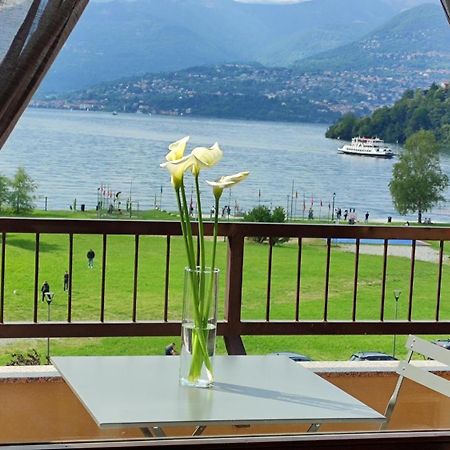 Lily Lake Maggiore ลาเวโน ภายนอก รูปภาพ