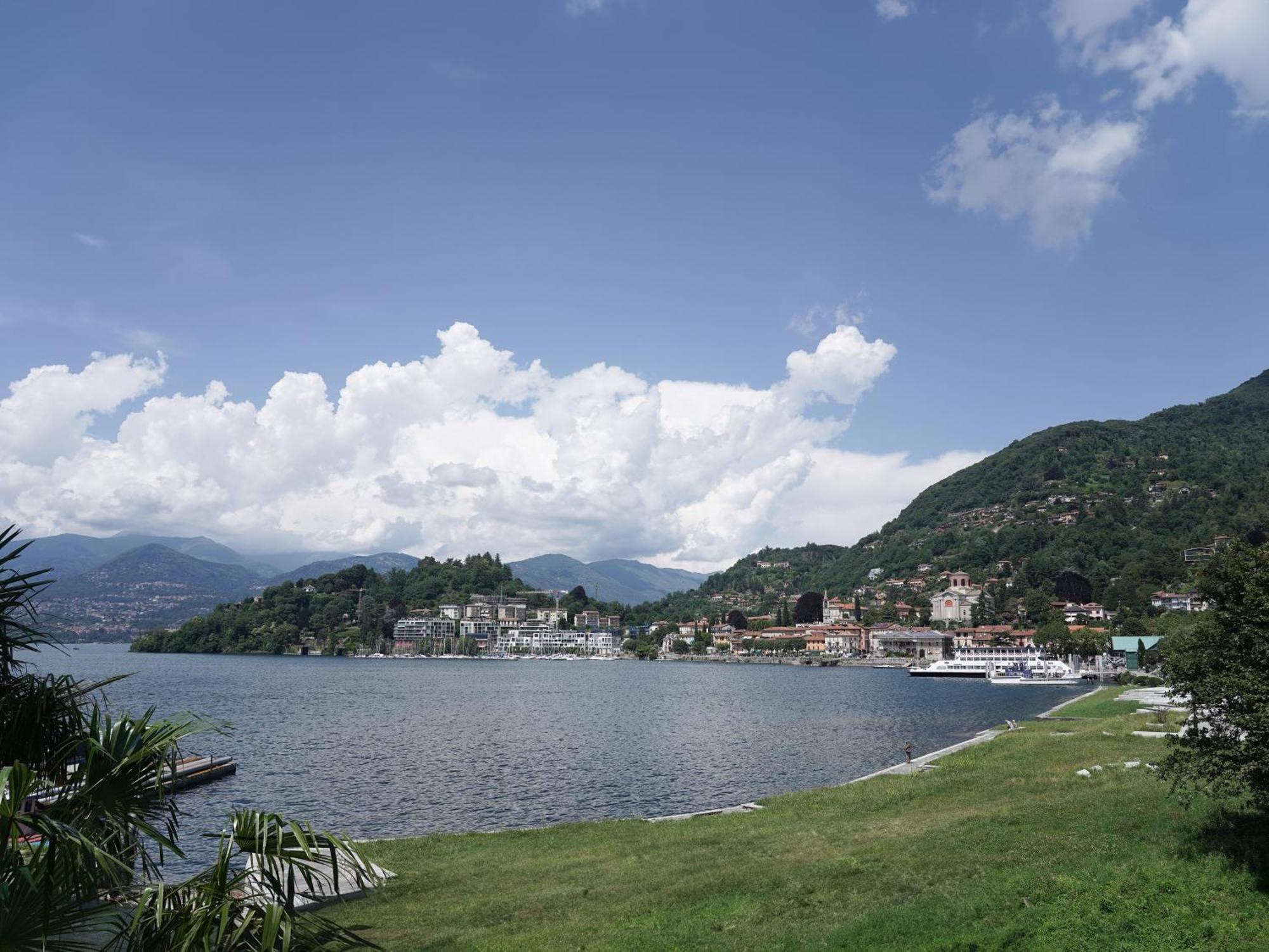 Lily Lake Maggiore ลาเวโน ภายนอก รูปภาพ